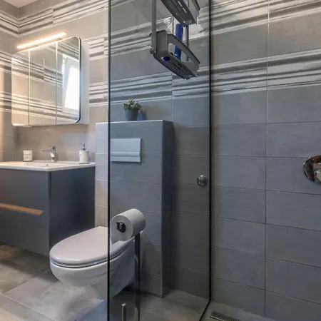 Irena Labin, A Cozy And Charming Near The